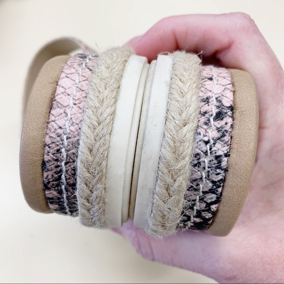 Vince Camuto Rynnah Women’s Faux Snakeskin Two Strap Slides Sandals Platform 7 - Picture 4 of 8